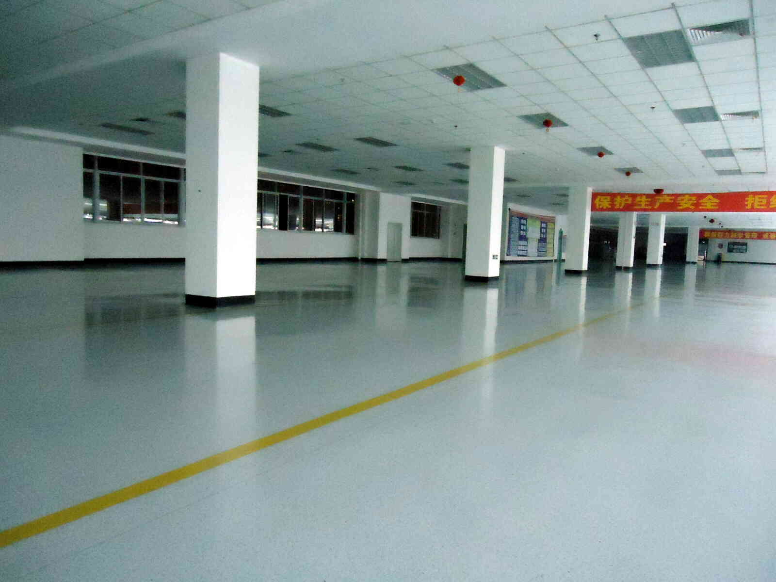 PVC地板鋪裝后起鼓原因有哪些？