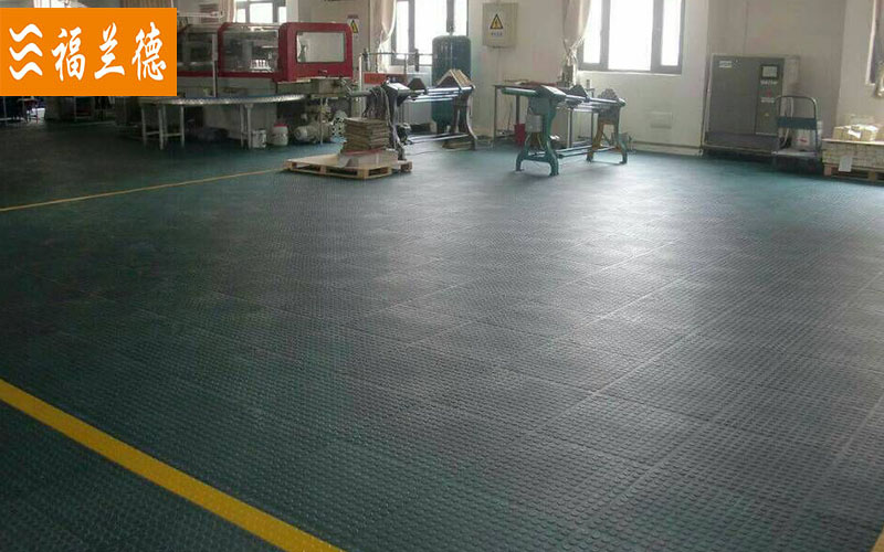 走叉車地面用哪種地板好？廠房車間地面用水磨地好嗎？